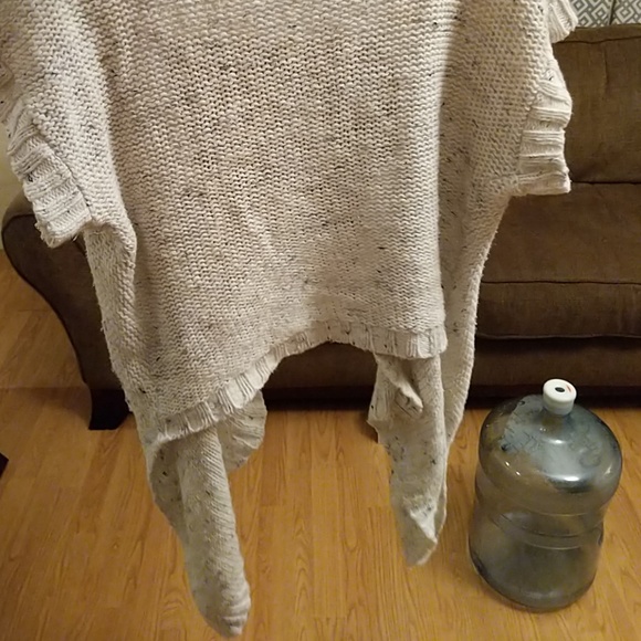 Cardigan - Picture 2 of 2